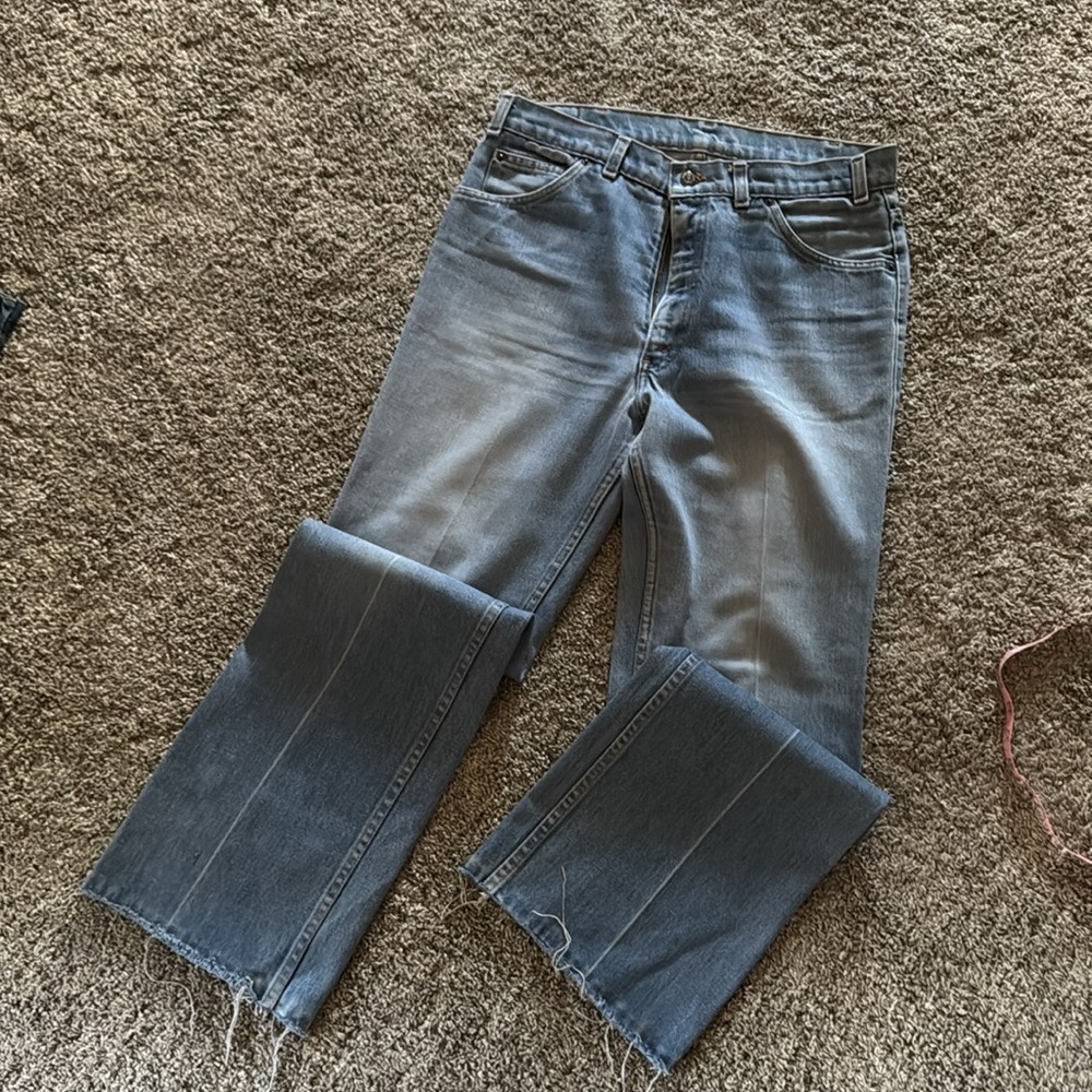 Levi’s Vintage Movin On orange tab flare raw hem jeans size 32